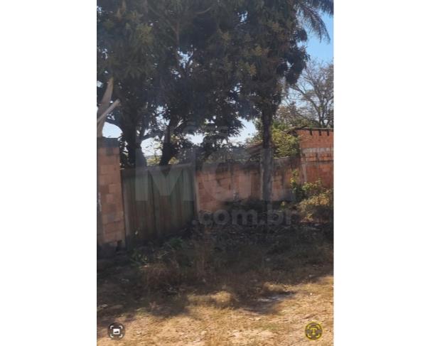 Foto de SANTO ANTÔNIO DO DESCOBERTO/GO — Casa 2 quartos (F8444421335425)