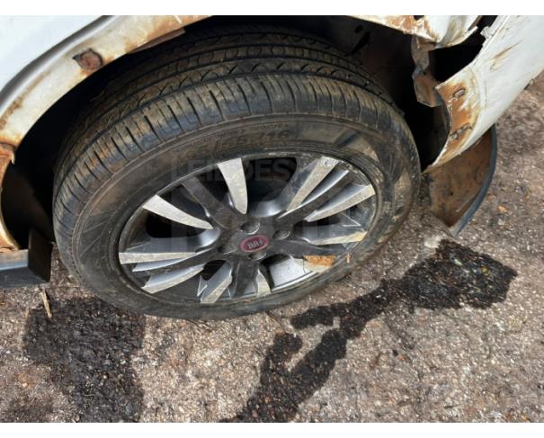 Foto de ITAÚNA/MG- FIAT PALIO SPORTING 1.6 2015/2015- PA13114