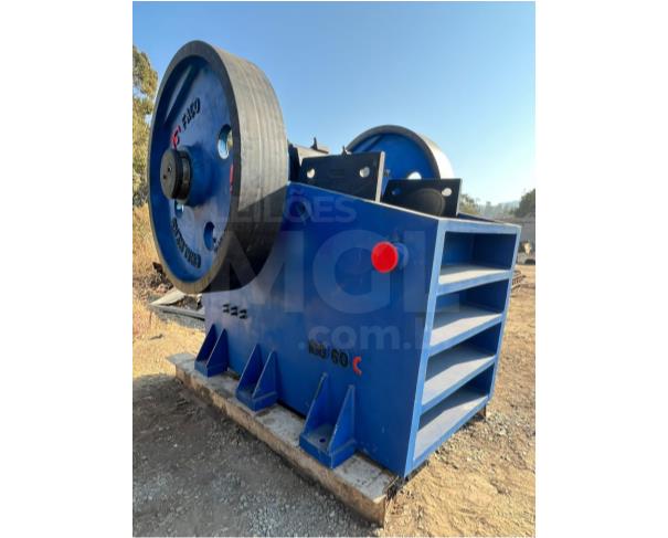 Foto de ITAÚNA MG - BRITADOR 10060C - EQUIPAMENTO REVISADO