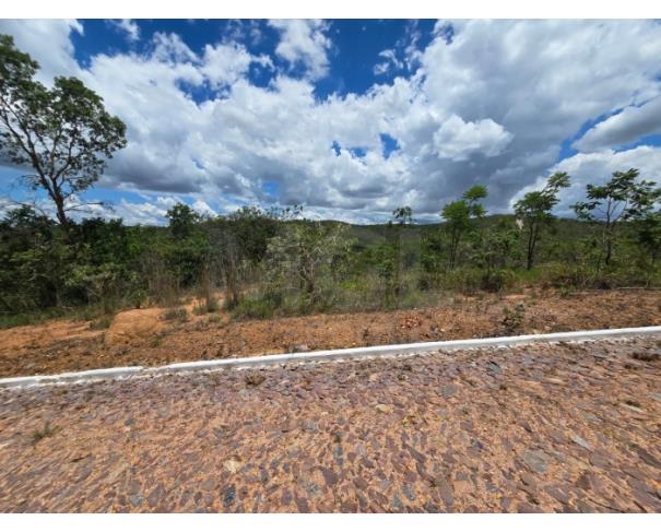Foto de FUNILÂNDIA/MG - Lote com a área de 1.000,00m², situado bairro Vale das Águas