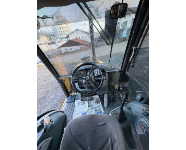 Foto de LAURENTINO/SC - Retroescavadeira RT004 B110B