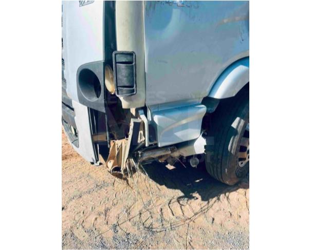 Foto de INHAPIM/MG - Caminhão VW 24.250 CNC 6X2, 2011/2012, DIESEL 
