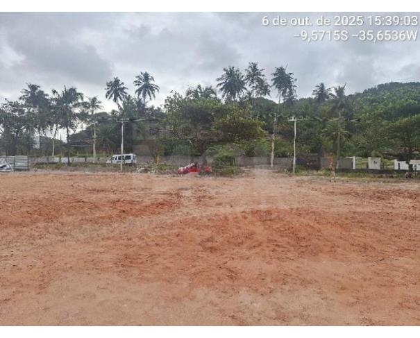 Foto de MACEIÓ/AL - Terreno com 3.505,129 m² às margens da AL-101 pé na areia, na Praia Riacho Doce