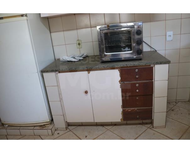 Foto de BRASILIA/DF - Eletrodomésticos (forno, fogão, micro-ondas, freezes, geladeira, buffet térmico)