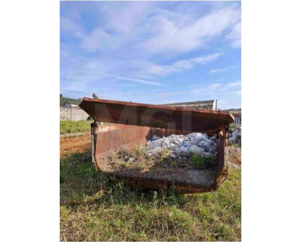 Foto de HELIODORA/MG - Caçamba basculante metálica FACCHINI, destinada ao transporte e descarga de materiais