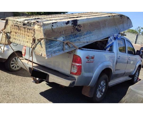Foto de SENADOR CANEDO/GO - CIRCULÁVEL - TOYOTA HILUX CD4X4 SRV - 2012 E BARCO VENEZA 500  