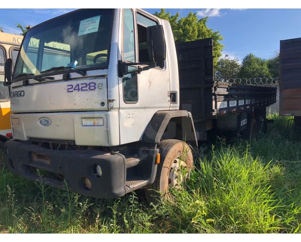Foto de LOTE 003- CAMINHÃO FORD CARGO 2422 E ANO 2006/2006 JB21630