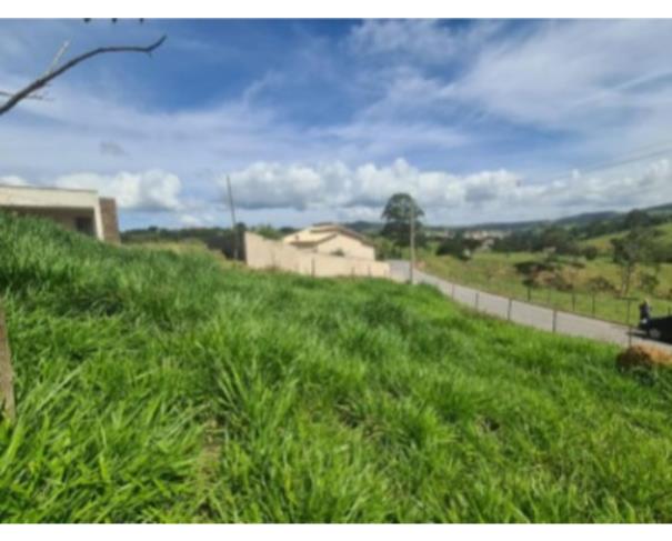Foto de CRUCILÂNDIA/MG — Lote com 286,37m² (Quadra 02, Lote 01B) 