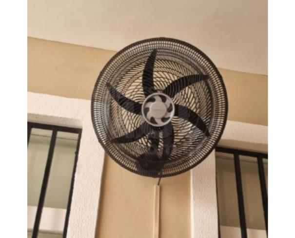 Foto de ARACAJU/SE - 04 Ventiladores Pretos Ventisol