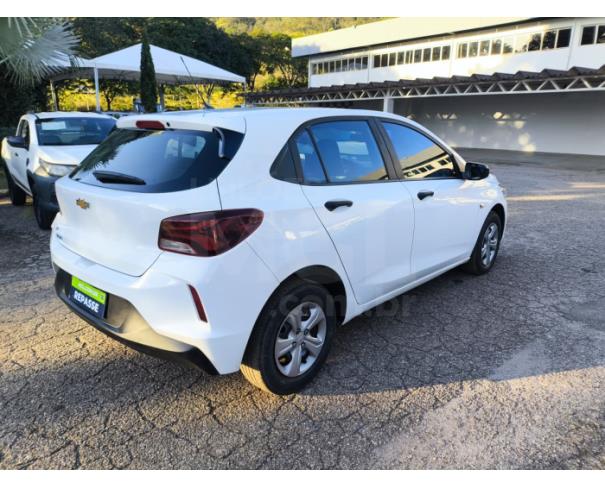 Foto de ITAÚNA/MG- CHEVROLET ONIX HATCH 1.0 12V FLEX 5P MEC. 2023/2024- PA1332