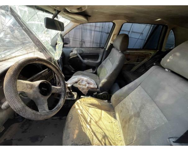 Foto de ANGRA DOS REIS/RJ-VEÍCULO CONSERVADO-VW/GOL 1.0-2004/2005