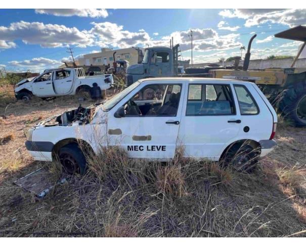Foto de PICOS/PI - LOTE COMPOSTO POR  FIAT/UNO MILLE ECONOMY, 2011/2012, FLEX E SUCATA DE FERRAGENS EM GERAL 
