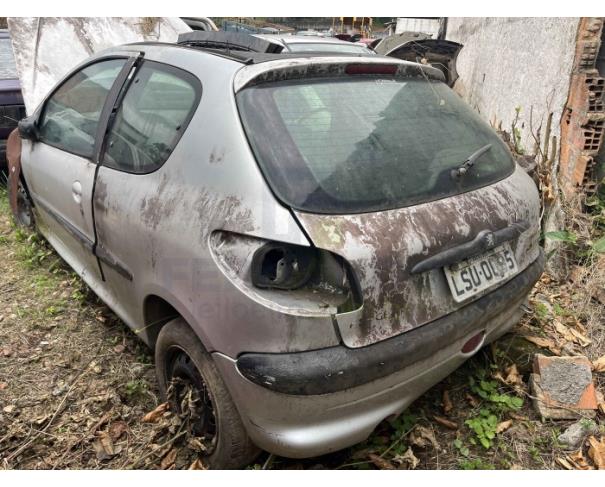 Foto de ANGRA DOS REIS/RJ-VEÍCULO CONSERVADO-PEUGEOT/206 SOLEIL-2003/2003