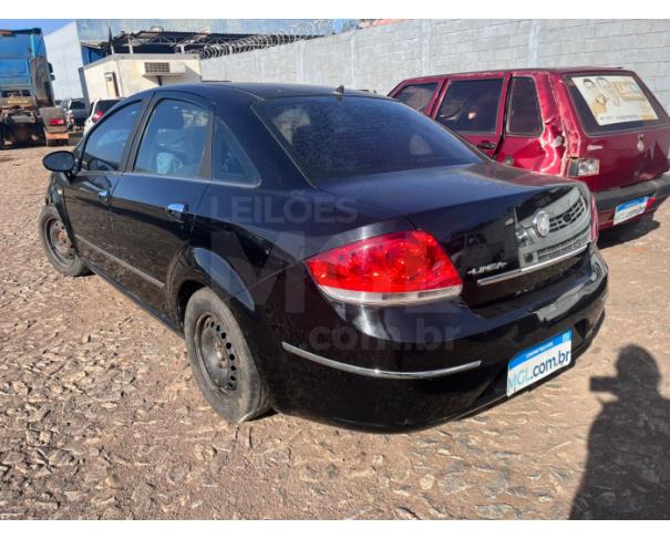 Foto de ITAÚNA/MG- LINEA ESSENCE DUALOGIC 1.8 FLEX 16V 4P 2011/2012- PA11851