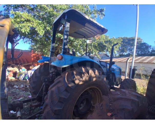 Foto de SÃO MARTINHO/RS - Trator Agrícola LS 4X4, modelo Plus 90 Plataforma ROPS