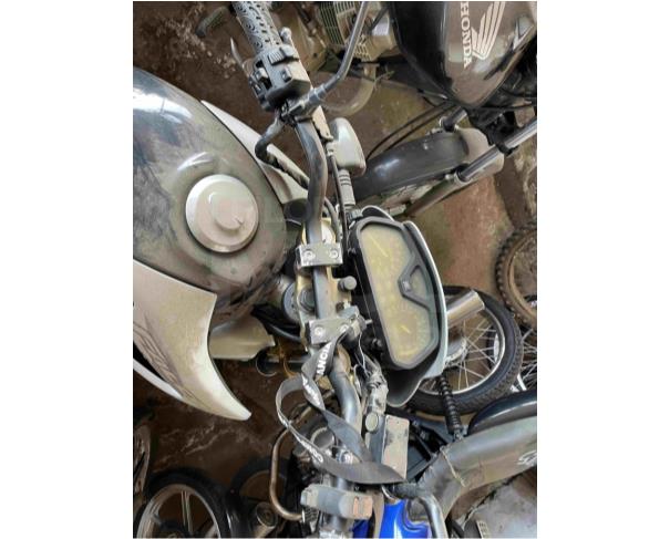 Foto de CAPIVARI/SP - VEÍCULO CONSERVADO - HONDA/NX-4 FALCON - 2001/2001