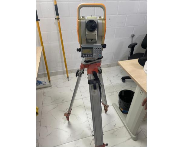 Foto de ANCHIETA/ES - Equipamento de topografia