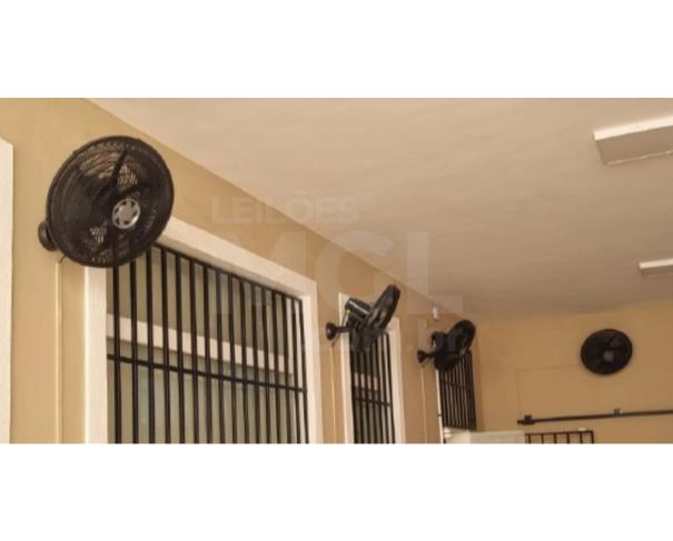 Foto de ARACAJU/SE - 04 Ventiladores Pretos Ventisol
