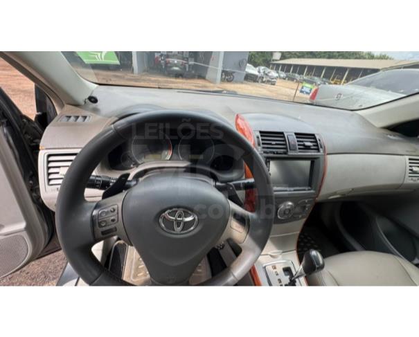 Foto de ITAÚNA/MG - TOYOTA/COROLLA XEI 2.0 FLEX ANO 2011/2011 - B1041