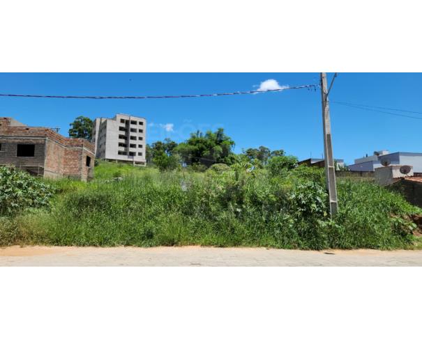 Foto de OLIVEIRA/MG IMÓVEL SITUADO NO BAIRRO ACÁCIO RIBEIRO COM ÁREA DE 438,00 M2