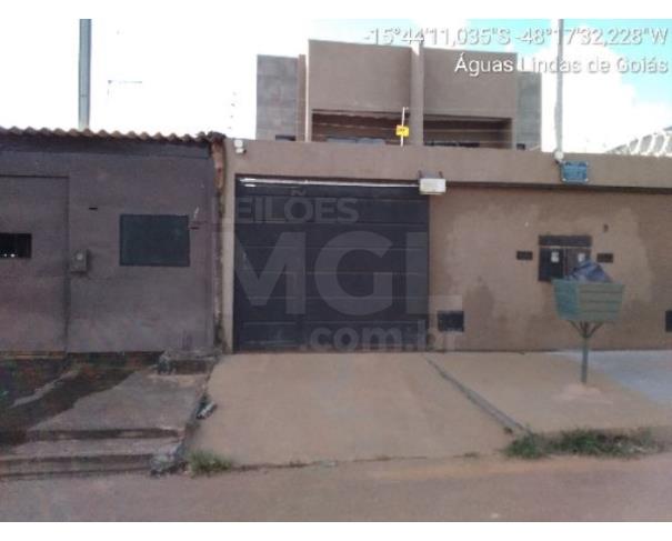Foto de AGUAS LINDAS DE GOIAS/GO — Apartamento com 3 quartos e 2 Vagas na Garagem no Bairro Jardim Da Barragem Iii