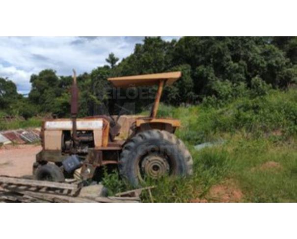 Foto de DIVINÓPOLIS/MG - Trator Agrícola CBT modelo 8440