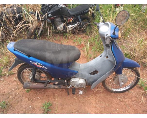 Foto de GOIÂNIA/GO – SUCATA NÃO RECONHECÍVEL - HONDA C100 BIZ - 2002/2002