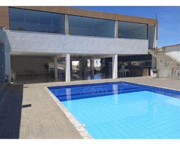 Foto de VESPASIANO/MG – Casa e seus respectivos terrenos com a área privativa total de 810,00m², situados no Condomínio Lirio do Vale 