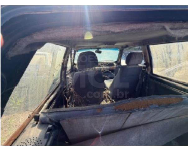 Foto de PERDIGÃO/MG - Sucata de FIAT Uno S 1.5 - 1991/1991