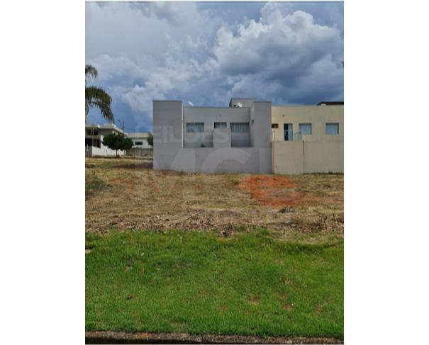 Foto de CAPITOLIO/MG LOTE DE 250,78M2 NO LOTEAMENTO LAGO VITÓRIA
