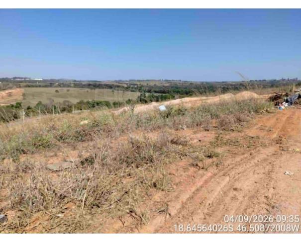 Foto de PATOS DE MINAS/MG - Lote urbano com área de 11.718,36 m², localizado no bairro Planalto