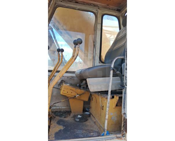 Foto de ITAÚNA/MG-ESCAVADEIRA – FIATALLIS S90 C/ ROMPEDOR DE 1.400 KG
