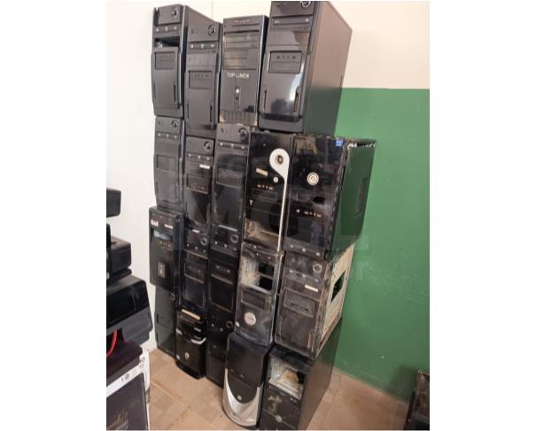 Foto de PEDRA DO ANTA/MG - Sucata de eletrônicos