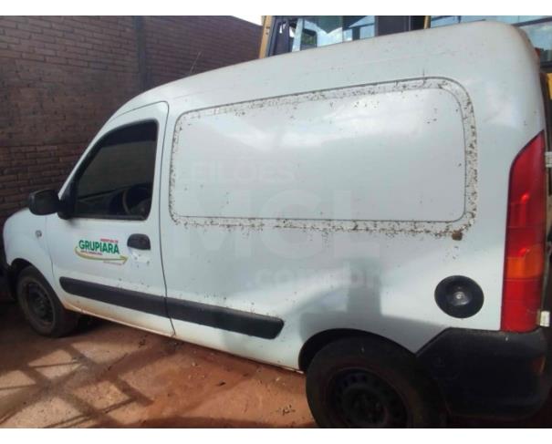 Foto de GRUPIARA/MG - Renault Kangoo Rontan Ambulância, 2013/2014, FLEX 