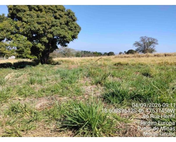 Foto de PATOS DE MINAS/MG - Lote urbano com área de 9.757,28 m², localizado no bairro Morada da Serra