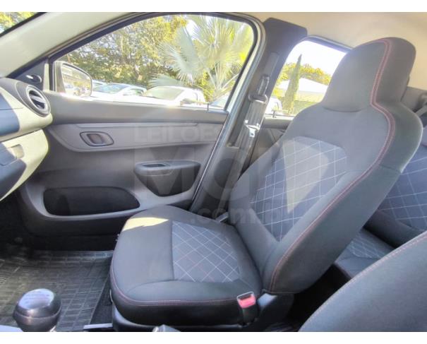 Foto de ITAÚNA/MG- RENAULT KWID ZEN 1.0 FLEX 12V 5P MEC. 2022/2023- PA13320