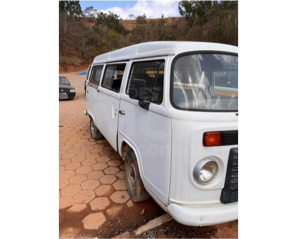 Foto de SÃO PEDRO DOS FERROS/MG - CARRO - VW Kombi Lotação, 2009/2010