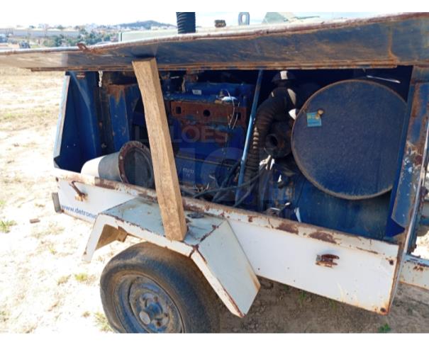 Foto de CONTAGEM/MG-COMPRESSOR DE AR REBOCAVEL