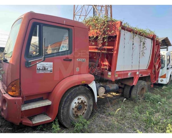 Foto de TEIXEIRÓPOLIS/GO - Caminhão Agrale 13000, 2010/2011, DIESEL, VERMELHA 