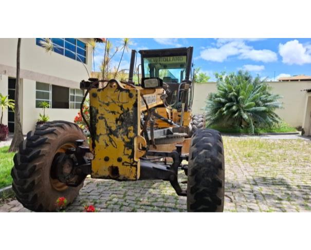 Foto de DIVINOPÓLIS/MG - Motoniveladora New Holland modelo RG140B