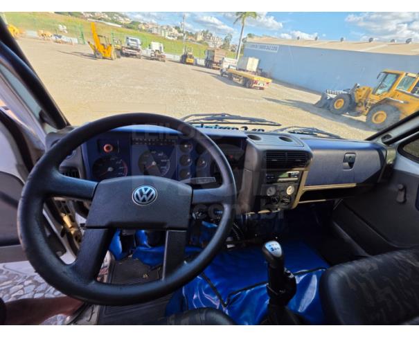 Foto de ITAÚNA MG - CAMINHÃO COM CARROCERIA VW 26.260 COM MUNCK - ANO 2008