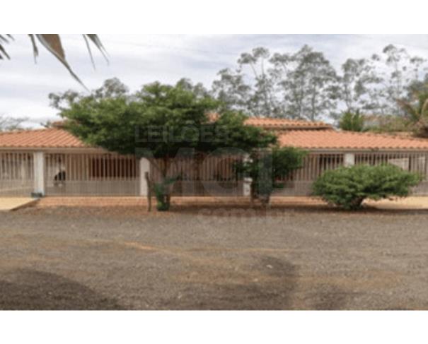 Foto de MUQUÉM DO SÃO FRANCISCO/BA – Fazenda com a área de 225,1618ha, denominada Fazenda Santa Rosa