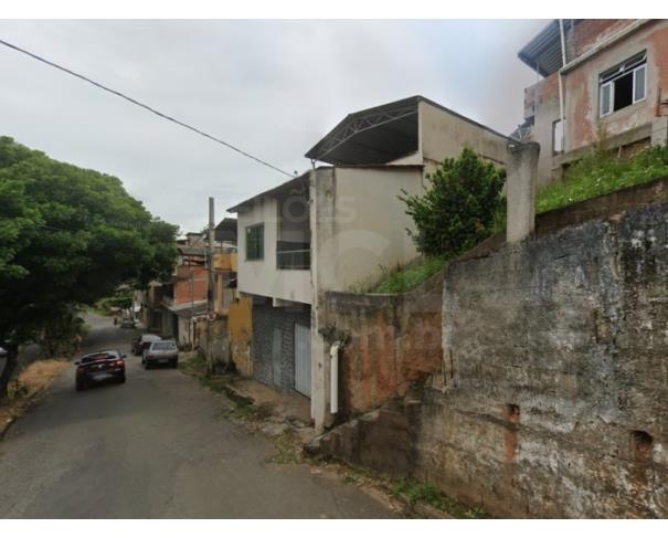 Foto de PONTE NOVA/MG — Casa com 3 quartos e garagem no Bairro Fátima