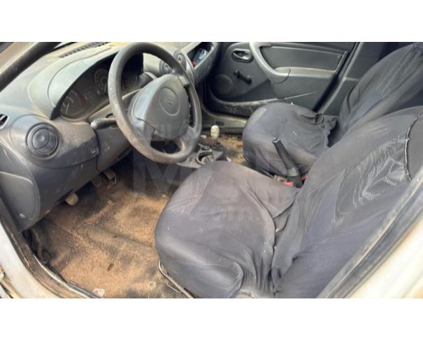 Foto de ERVÁLIA/MG - Renault Sandero Authentique 1.0 16V, 2013/2014, FLEX 