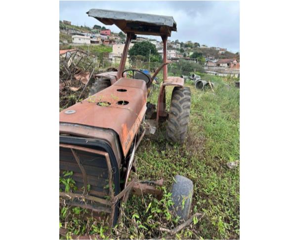 Foto de SANTA BARBARA DO MONTE VERDE/MG - TRATOR AGRÍCOLA MASSEY FERGUSON 265 4X2