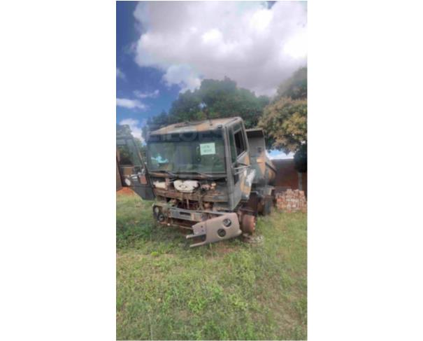 Foto de TERESINA/PI - LOTE COMPOSTO POR CAMINHÕES BASCULANTES E FORD F-350