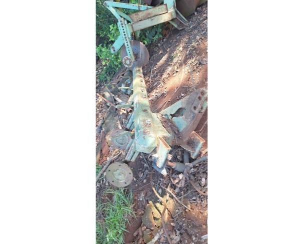 Foto de SANTA CRUZ DO RIO PARDO/SP - 2 Grades Aradora, Arado de 3 discos, Subsolador de Mandioca