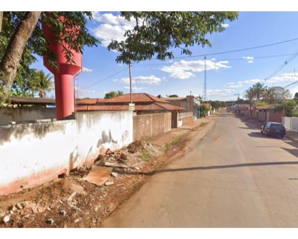 Foto de MARTINHO CAMPOS/MG — Casa 3 Quartos com pequeno galpão em Ibitira 