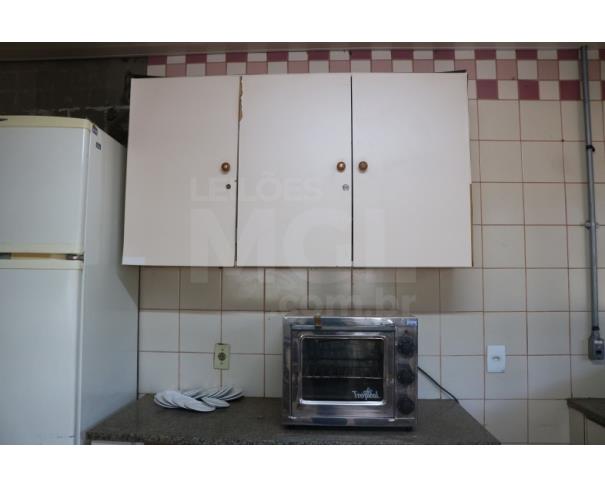Foto de BRASILIA/DF - Eletrodomésticos (forno, fogão, micro-ondas, freezes, geladeira, buffet térmico)