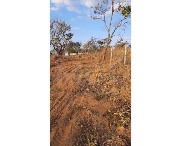 Foto de JUATUBA/MG — Terreno com 2.49.60 hectares (24.900m²), às margens da MG-050